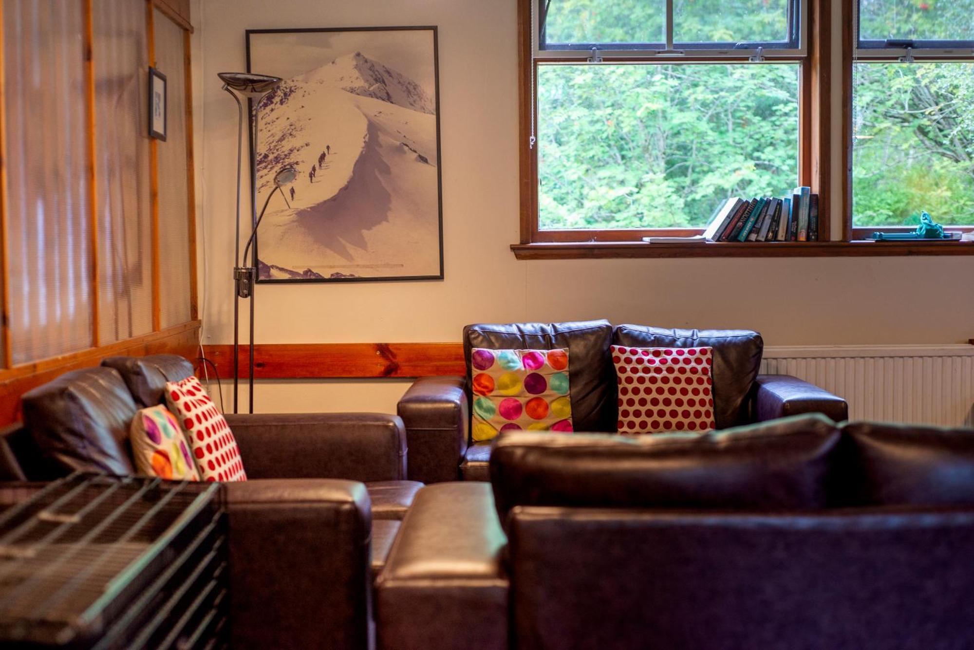 Crianlarich Youth Hostel Bagian luar foto
